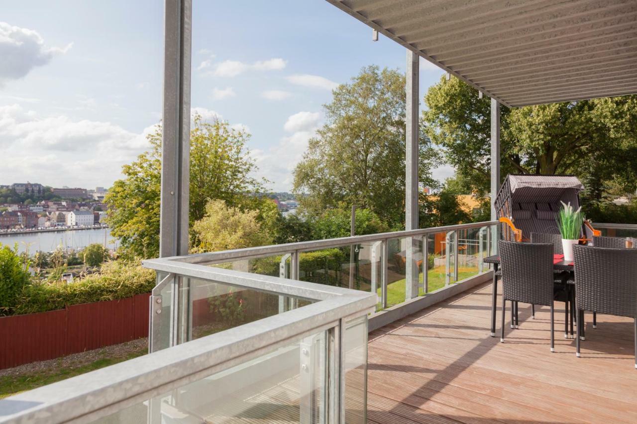 Stadtvilla Mit Hafenpanorama Flensbourg Extérieur photo